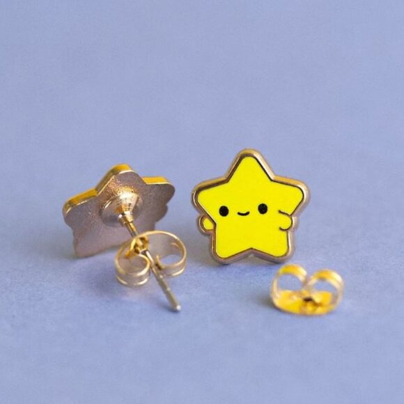 Cute Adorable Kawaii Smiling Star Earrings With 22K Gold Plated - Picture 2 of 4